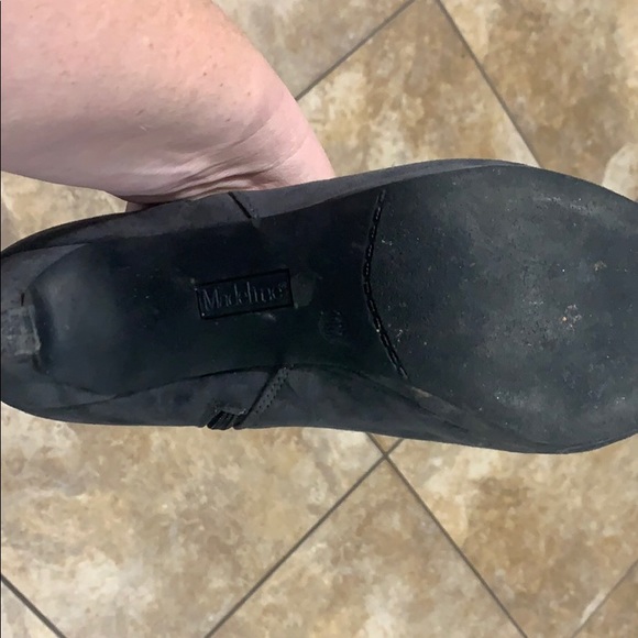 Boots - Picture 3 of 3